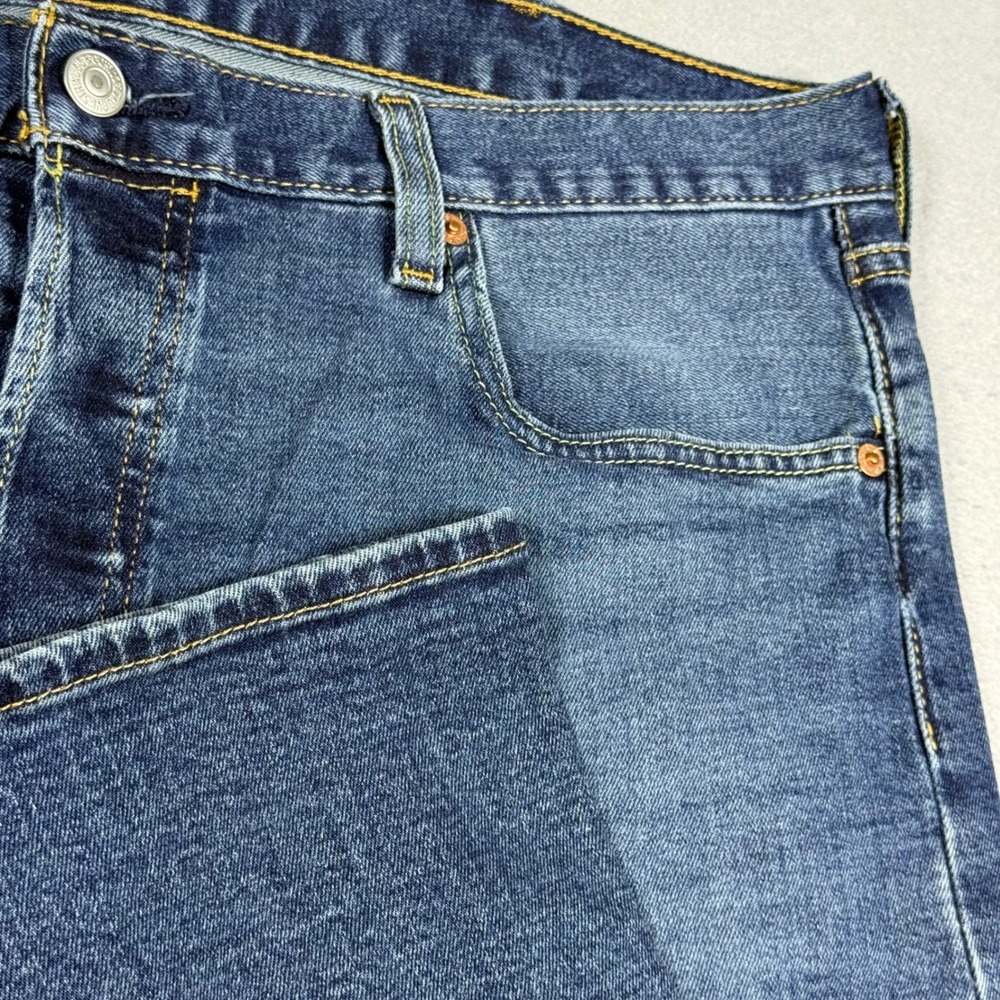 Levis 501 Original Fit Jeans Mens 38x30 Medium Wash Blue Straight Leg Denim